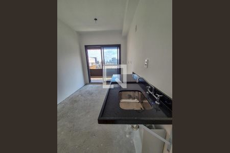 Sala/Cozinha de apartamento à venda com 1 quarto, 32m² em Cerqueira César, São Paulo