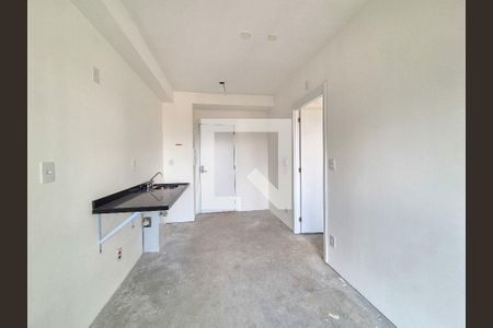 Sala/Cozinha de apartamento à venda com 1 quarto, 32m² em Cerqueira César, São Paulo