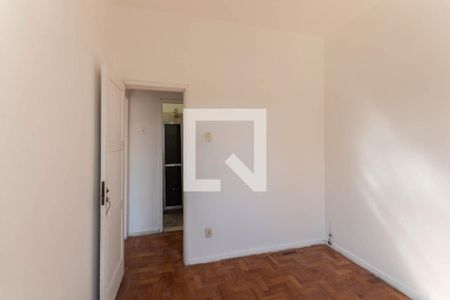 Quarto 1 de apartamento para alugar com 2 quartos, 60m² em Jacaré, Rio de Janeiro