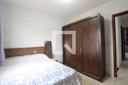 Quarto 1 de casa à venda com 2 quartos, 84m² em Jardim Santa Adelia, São Paulo
