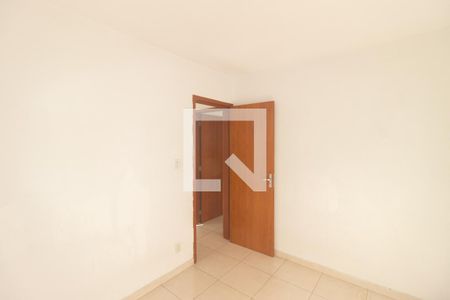 Quarto 1 de apartamento para alugar com 2 quartos, 40m² em Paciência, Rio de Janeiro