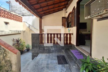 Varanda da Sala de casa à venda com 2 quartos, 65m² em São Lourenço, Niterói