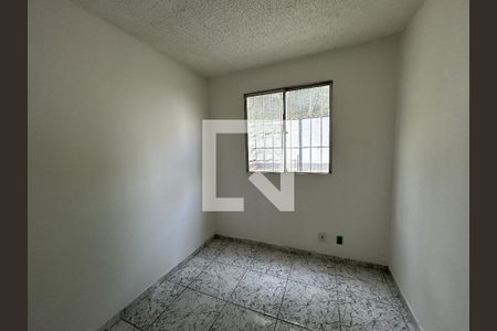 Quarto 1 de apartamento para alugar com 2 quartos, 45m² em Pavuna, Nilópolis