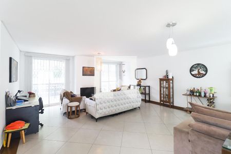 Sala de casa à venda com 4 quartos, 319m² em Jardim Virginia Bianca, São Paulo