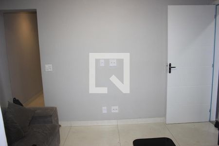 Sala de casa para alugar com 2 quartos, 250m² em Vila Leda, Guarulhos