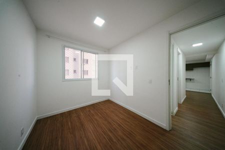 Quarto 1 de apartamento para alugar com 2 quartos, 41m² em Vila Penteado, São Paulo