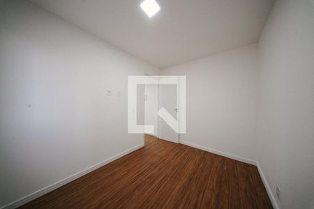 Quarto 1 de apartamento para alugar com 2 quartos, 41m² em Vila Penteado, São Paulo