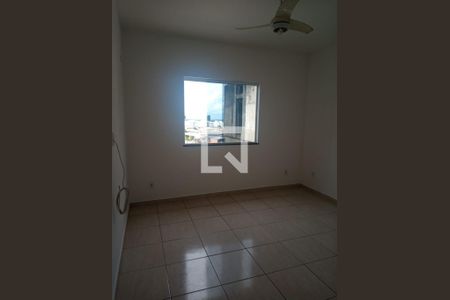 Quarto de casa para alugar com 3 quartos, 110m² em Amendoeira, São Gonçalo