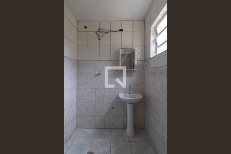 Banheiro de casa para alugar com 1 quarto, 40m² em Parque Boturussu, São Paulo