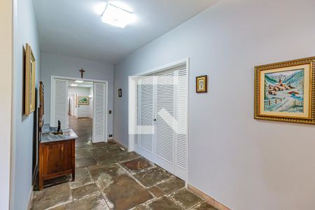 Hall de entrada de casa para alugar com 6 quartos, 1200m² em Santo Amaro, São Paulo