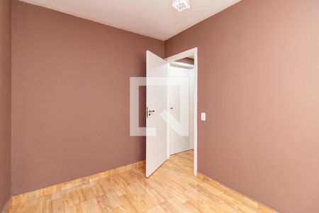 Quarto 1 de apartamento para alugar com 2 quartos, 52m² em Restinga, Porto Alegre