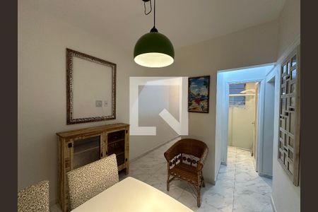 Sala de apartamento para alugar com 1 quarto, 40m² em Centro, São Vicente