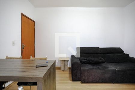 Sala de apartamento para alugar com 2 quartos, 50m² em Jardim Marica, Mogi das Cruzes