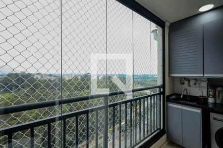Varanda e área de serviço  de apartamento para alugar com 2 quartos, 40m² em Usina Piratininga, São Paulo