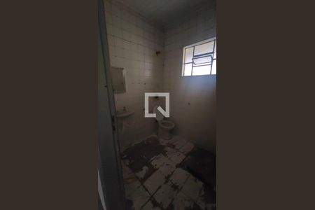 Banheiro  de casa para alugar com 1 quarto, 45m² em Vila Basileia, São Paulo