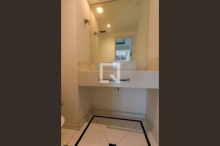 Lavabo de apartamento para alugar com 3 quartos, 192m² em Jardim Morumbi, São Paulo