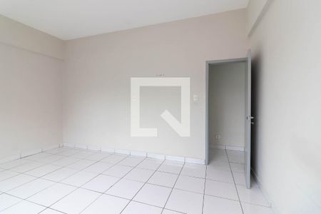 Quarto de casa para alugar com 1 quarto, 100m² em Parque Peruche, São Paulo