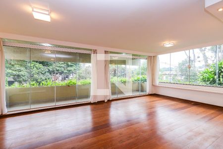 Sala de casa para alugar com 4 quartos, 330m² em Vila Sonia, São Paulo
