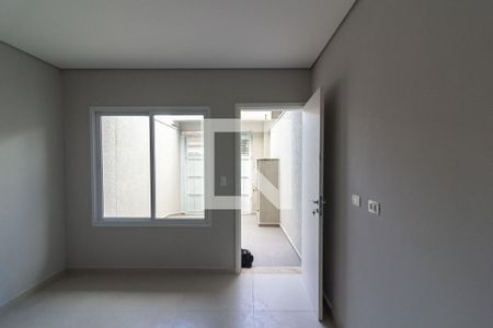 Sala de casa à venda com 2 quartos, 80m² em Vila Constanca, São Paulo