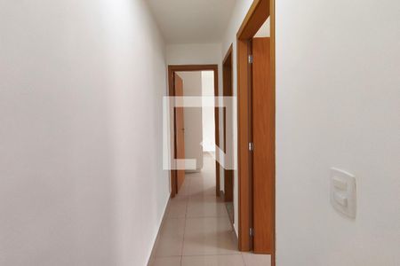 Corredor - Quartos de apartamento para alugar com 2 quartos, 44m² em Fundacao da Casa Popular, Campinas