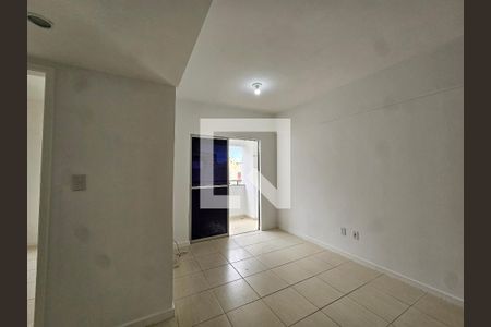 sala de apartamento para alugar com 2 quartos, 50m² em Luiz Anselmo, Salvador