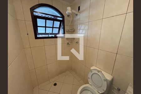 Banheiro de casa para alugar com 2 quartos, 65m² em Jardim Ponte Rasa, São Paulo
