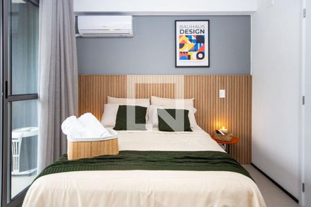 Sala/Quarto de apartamento à venda com 1 quarto, 26m² em Vila Clementino, São Paulo