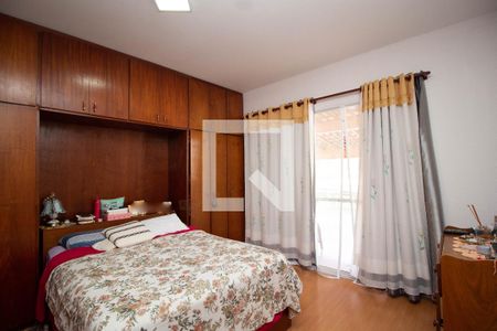 Quarto 1 de casa à venda com 3 quartos, 200m² em Vila Bruna, São Paulo