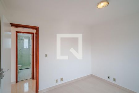 Quarto 1 de apartamento à venda com 3 quartos, 70m² em Jardim Luísa, São Paulo