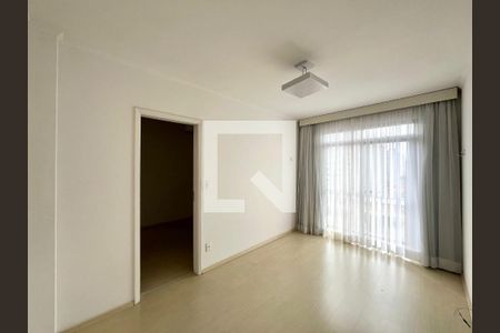 Sala de apartamento para alugar com 1 quarto, 45m² em Centro, Campinas