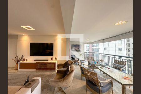 Sala de apartamento à venda com 4 quartos, 168m² em Água Branca, São Paulo