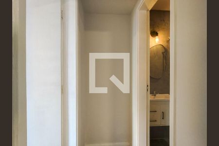 Corredor de apartamento para alugar com 2 quartos, 52m² em Tijuca, Rio de Janeiro