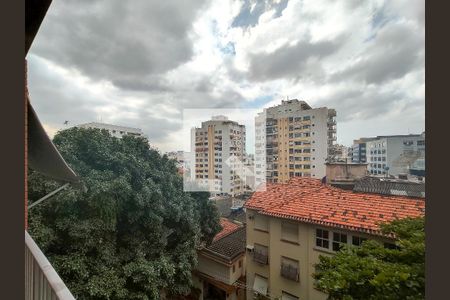 Vista da Sala de apartamento para alugar com 2 quartos, 52m² em Tijuca, Rio de Janeiro