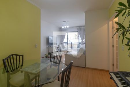 Sala de apartamento para alugar com 4 quartos, 90m² em Indianópolis, São Paulo