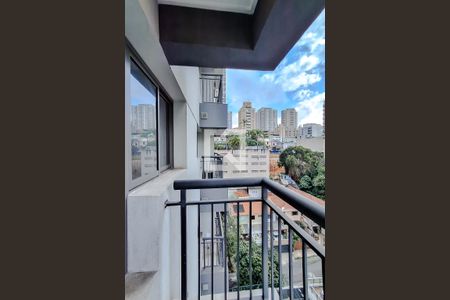 Varanda de kitnet/studio para alugar com 1 quarto, 21m² em Paraíso, São Paulo