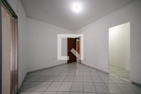 Quarto 1 de casa para alugar com 2 quartos, 71m² em Jardim Eliane, São Paulo