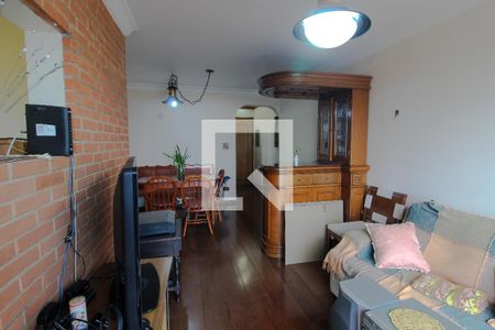 Sala de apartamento para alugar com 2 quartos, 75m² em Vila Albano, São Paulo