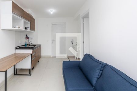 Sala/ Cozinha de apartamento para alugar com 1 quarto, 27m² em Campo Belo, São Paulo