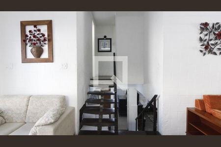 Casa para alugar com 3 quartos, 230m² em Palmeiras, Cabo Frio