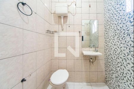 Banheiro de casa para alugar com 1 quarto, 55m² em Vila Palmares, Santo André