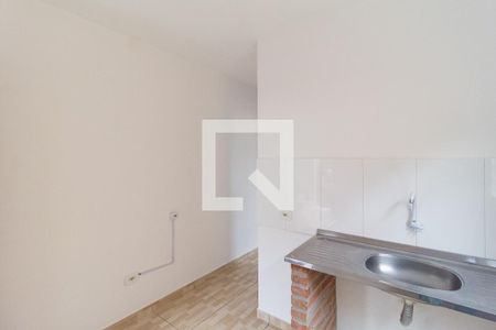 Cozinha de casa para alugar com 1 quarto, 30m² em Jardim Marilu, Carapicuíba