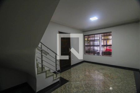 Sala de casa à venda com 2 quartos, 158m² em Vila Antonieta, São Paulo