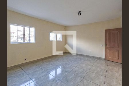 Quarto de casa para alugar com 2 quartos, 90m² em Parque Monteiro Soares, São Paulo