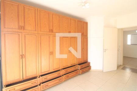 Suíte 2 de casa de condomínio à venda com 2 quartos, 100m² em Vila Marari, São Paulo