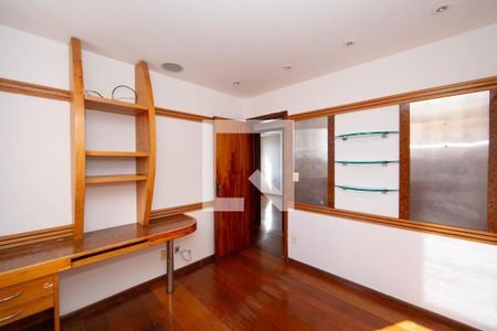 Quarto de apartamento à venda com 3 quartos, 110m² em Gutierrez, Belo Horizonte