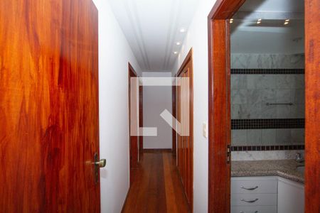 Corredor de apartamento à venda com 3 quartos, 110m² em Gutierrez, Belo Horizonte