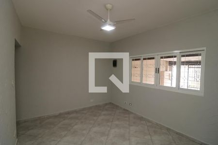 Sala de casa à venda com 2 quartos, 125m² em Jardim Santa Teresinha, São Paulo