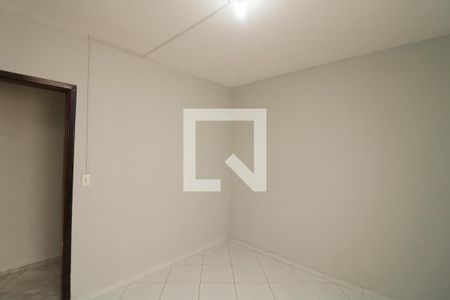 Quarto de casa à venda com 2 quartos, 125m² em Jardim Santa Teresinha, São Paulo