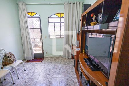 Casa à venda com 3 quartos, 360m² em São João Batista, Belo Horizonte