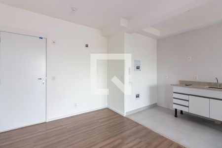 Sala de apartamento para alugar com 2 quartos, 50m² em Vila Osasco, Osasco